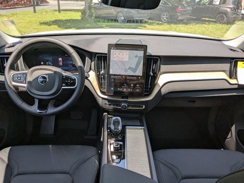 New 2026 Volvo XC60 B5 Core AWD/4WD image 15