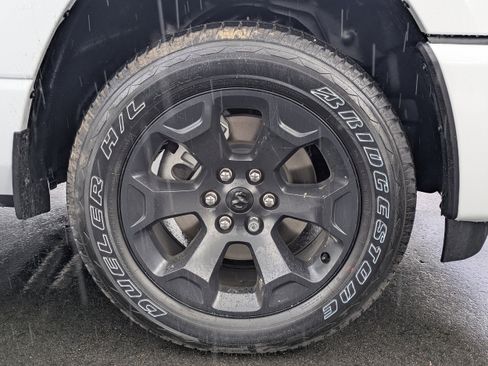 New 2026 RAM 1500 Express AWD/4WD image 11