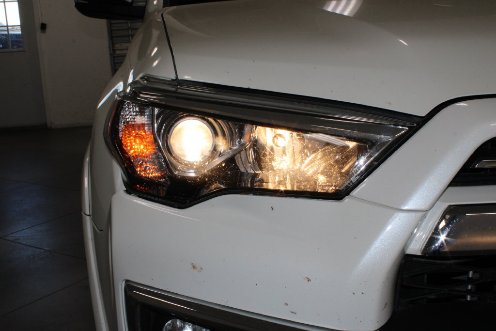 Used 2020 Toyota 4Runner Limited AWD/4WD image 13