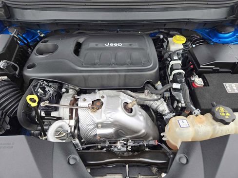 Used 2019 Jeep Cherokee Trailhawk w/ Comfort/Convenience Group image 29