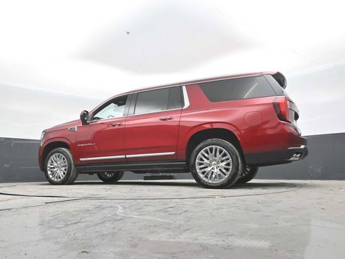 New 2026 GMC Yukon XL Denali w/ Sun & Power Step Package AWD/4WD image 24