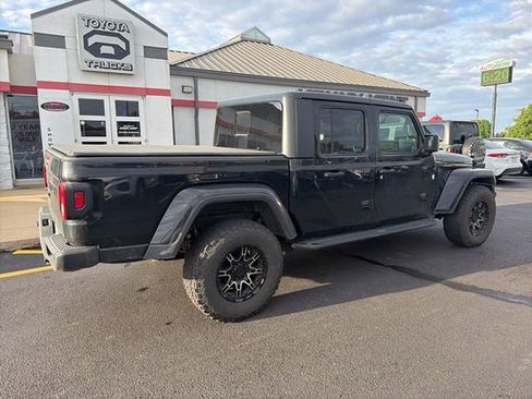 Used 2021 Jeep Gladiator Sport AWD/4WD image 9