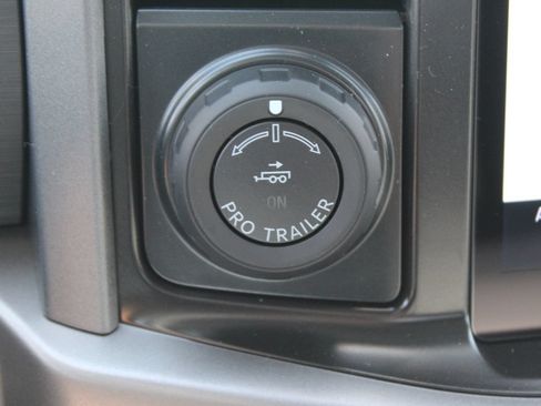 New 2026 Ford F150 XLT w/ Equipment Group 302A MID AWD/4WD image 33