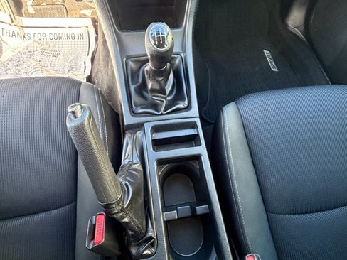 Used 2016 Subaru Impreza 2.0i Sport Premium image 8