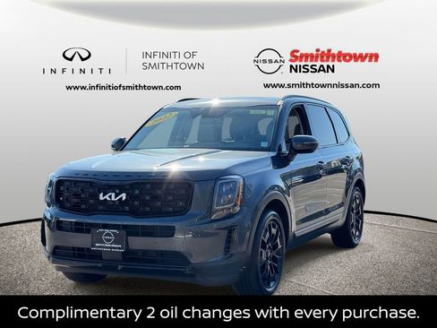 Used 2022 Kia Telluride EX w/ EX Premium Package image 2