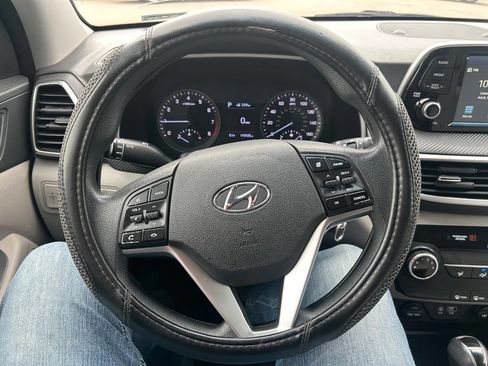 Used 2019 Hyundai Tucson SE image 18