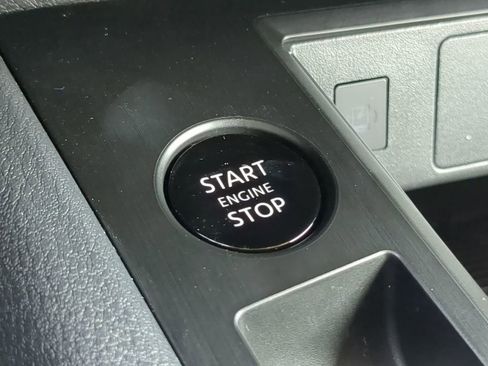 New 2026 Nissan Kicks SV w/ SV Premium Package image 28