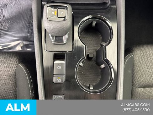 Used 2025 Nissan Rogue SV image 34