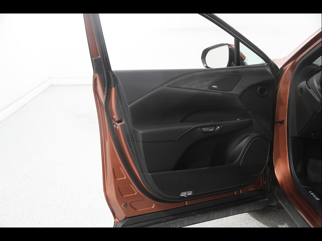 Certified 2023 Lexus RX 350 AWD w/ Accessory Package (K3) image 4