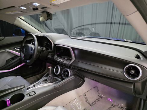 Used 2017 Chevrolet Camaro SS RWD image 51