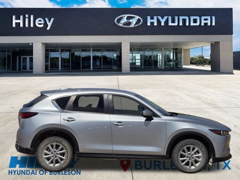 Used 2023 MAZDA CX-5 AWD 2.5 S w/ Select Package image 3