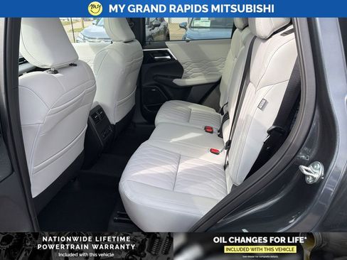 New 2026 Mitsubishi Outlander SEL AWD/4WD image 24