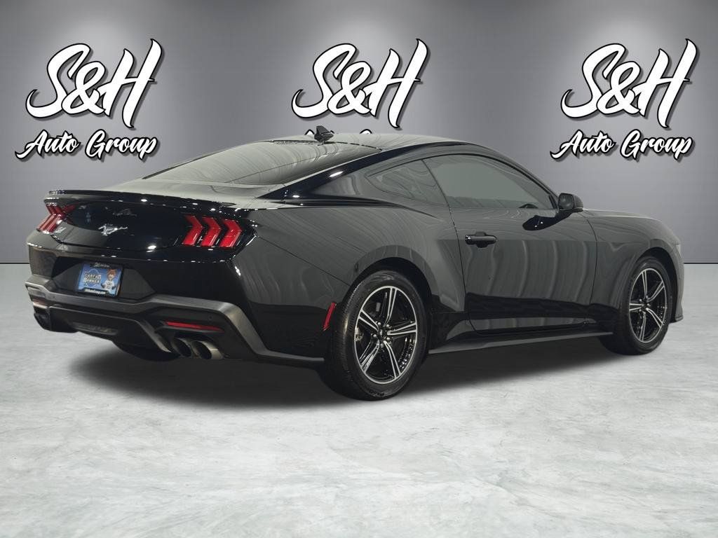 Used 2025 Ford Mustang Premium RWD image 20