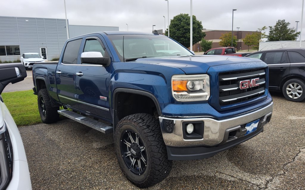 Used 2015 GMC Sierra 1500 SLE AWD/4WD image 1