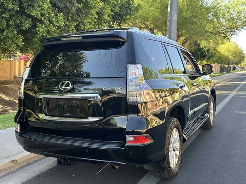 Used 2016 Lexus GX 460 w/ Premium Package AWD/4WD image 8