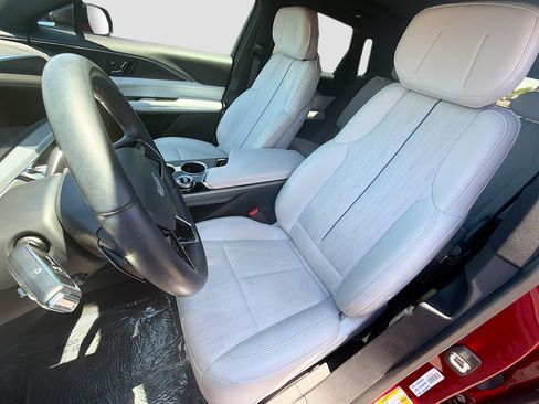 Certified 2024 Cadillac Lyriq Sport RWD image 21