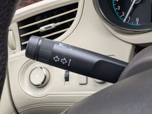 Used 2014 Buick LaCrosse Leather w/ Driver Confidence Package image 15