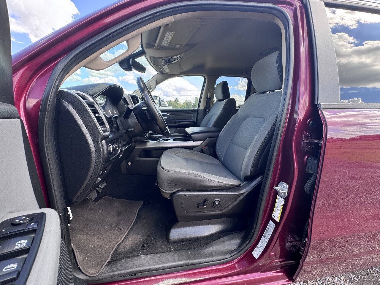 Used 2019 RAM 1500 Big Horn AWD/4WD image 13