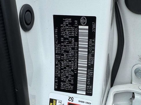 Used 2025 Toyota Camry SE FWD image 26