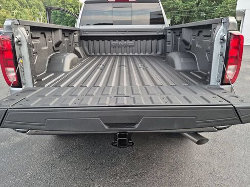New 2026 GMC Sierra 2500 SLE w/ SLE Value Package; AWD/4WD image 25