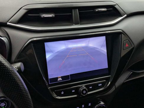 Used 2022 Chevrolet TrailBlazer RS w/ Sun and Liftgate Package image 29