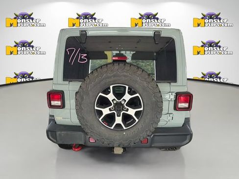 Used 2023 Jeep Wrangler Unlimited Rubicon w/ Cold Weather Group AWD/4WD image 5