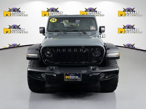 Used 2024 Jeep Wrangler Sport AWD/4WD image 2