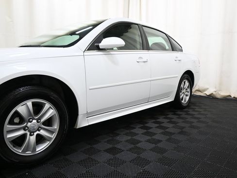 Used 2014 Chevrolet Impala Limited LS image 16