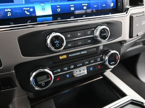 Certified 2022 Ford F250 Lariat image 16