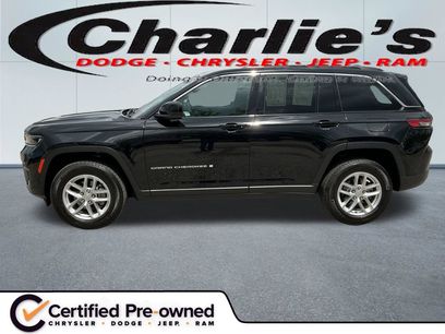 Certified 2025 Jeep Grand Cherokee Laredo X w/ Luxury Tech Group I