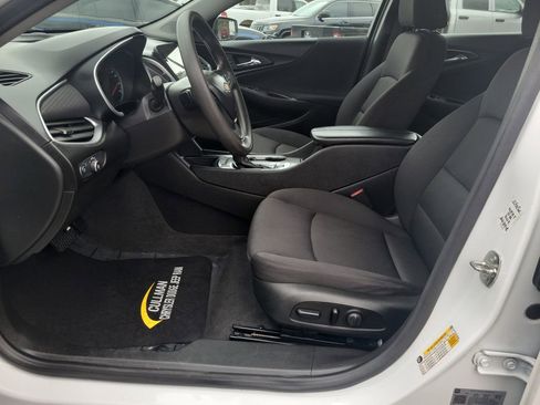 Used 2023 Chevrolet Malibu LT image 24