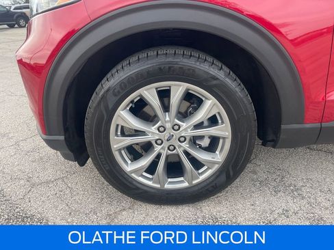 Certified 2021 Ford Explorer Limited w/ Equipment Group 301A image 30