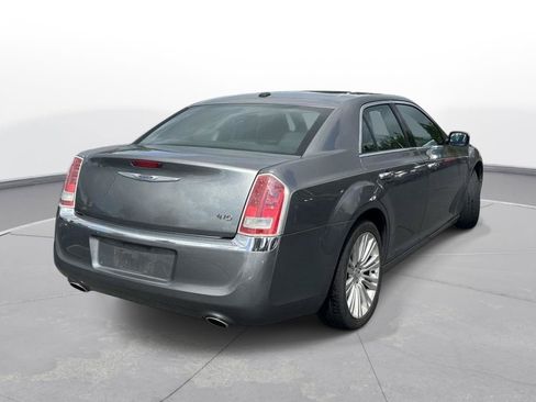 Used 2012 Chrysler 300 Limited w/ Luxury Group RWD image 6