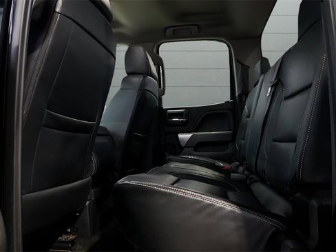 Used 2018 Chevrolet Silverado 1500 LT w/ All Star Edition image 48