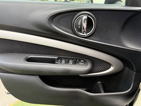 Used 2017 MINI Cooper Clubman S image 22