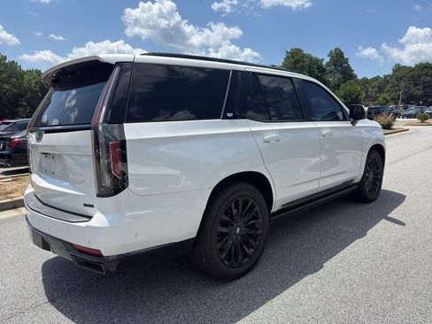 Used 2021 Cadillac Escalade Sport Platinum w/ LPO, ONYX Package AWD/4WD image 3