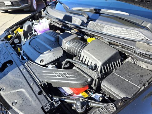 New 2026 Chrysler Pacifica Limited image 19