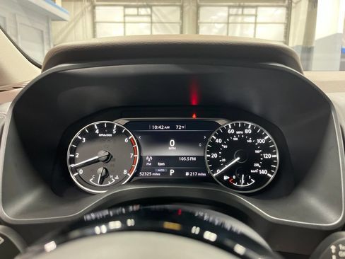 Used 2023 Nissan Rogue SV AWD/4WD image 21