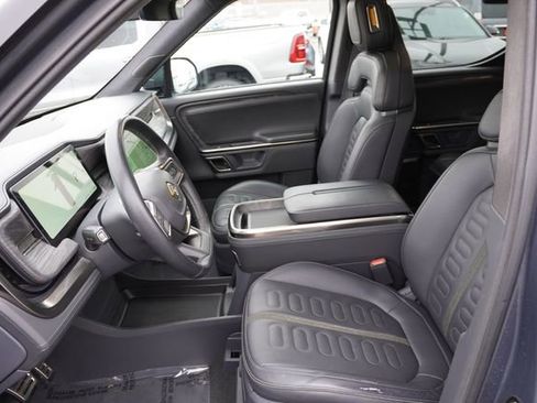 Used 2022 Rivian R1T Launch Edition image 16