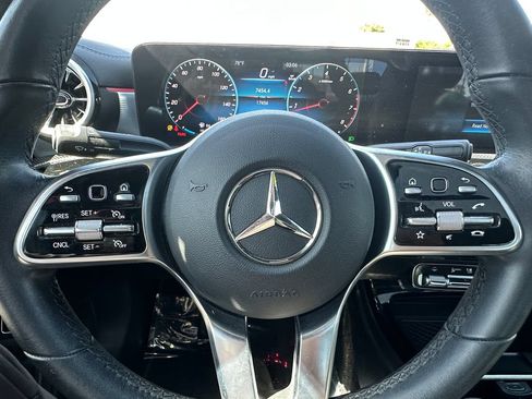 Used 2023 Mercedes-Benz CLA 250 image 26