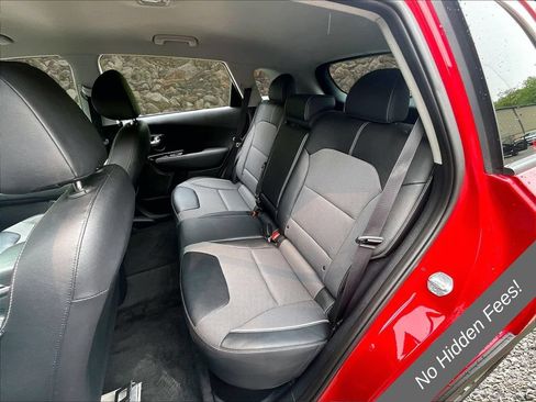 Used 2022 Kia Niro EX w/ Cold Weather Package FWD image 21
