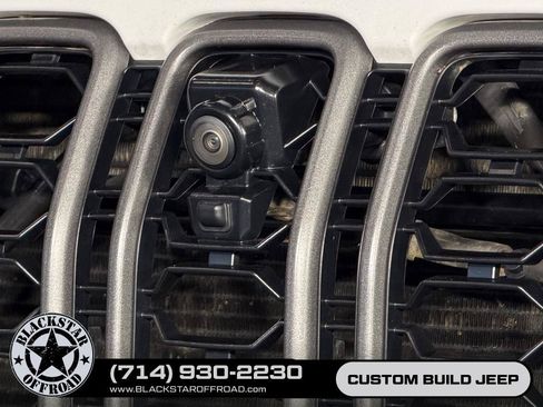 Used 2024 Jeep Gladiator Rubicon AWD/4WD image 6