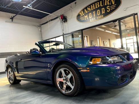 Used 2004 Ford Mustang Cobra image 28