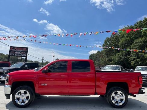 Used 2018 Chevrolet Silverado 1500 LT w/ Texas Edition RWD image 4