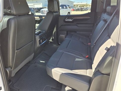 Used 2024 GMC Sierra 1500 Denali w/ Denali Reserve Package image 9