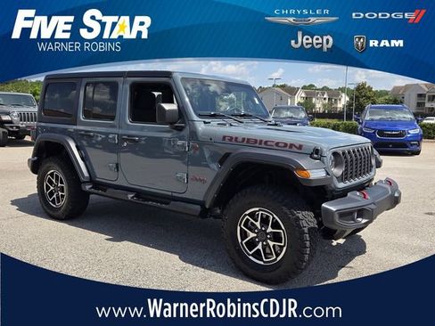 Used 2024 Jeep Wrangler Unlimited Rubicon w/ Convenience Group AWD/4WD image 1