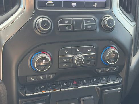 Used 2020 Chevrolet Silverado 1500 LTZ w/ LTZ Plus Package AWD/4WD image 24