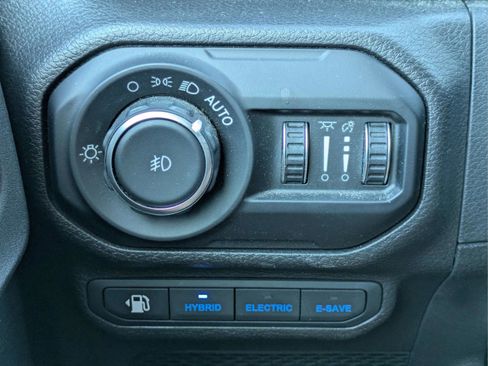 Used 2021 Jeep Wrangler Unlimited Rubicon 4xe w/ Dual Top Group AWD/4WD image 23
