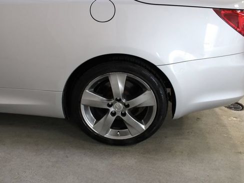Used 2010 Lexus IS 350C RWD image 29