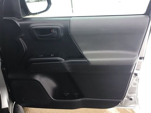 Used 2023 Toyota Tacoma SR image 15